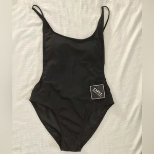 NWT ZANFUL ONE PIECE SWIMSUIT SIZE SMALL